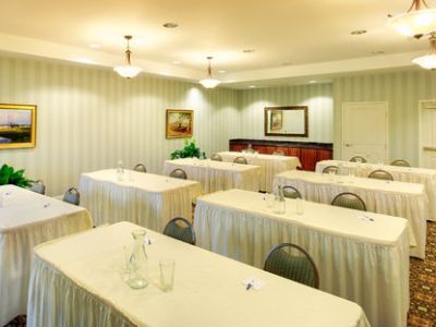 Express & - Charleston By Ihg 2*