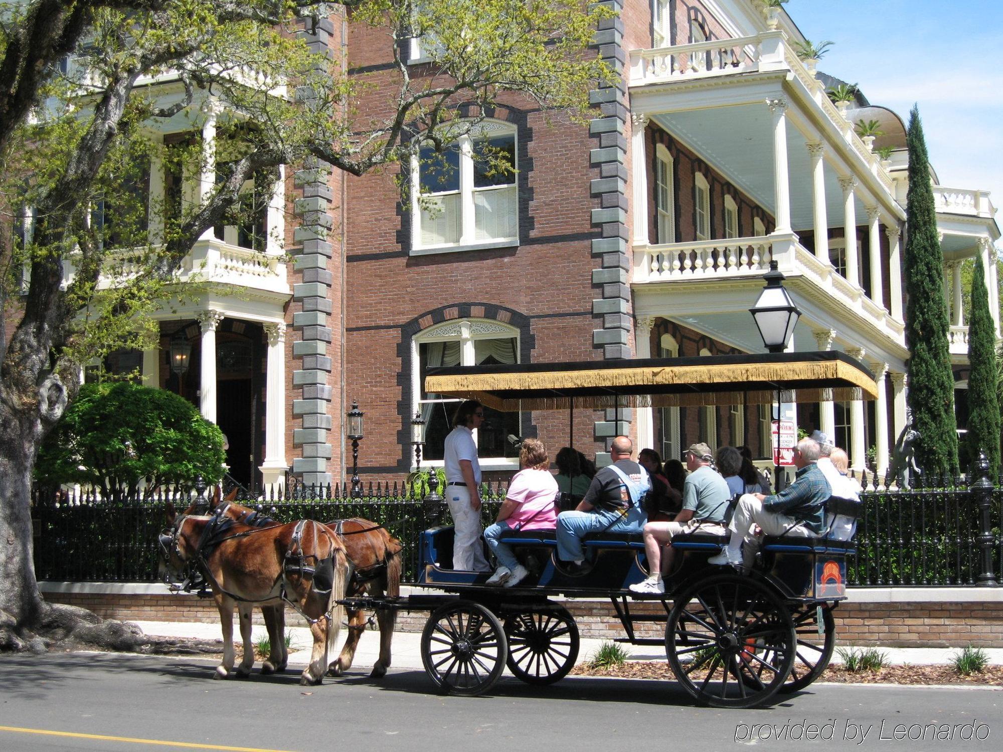 Express & - Charleston By Ihg