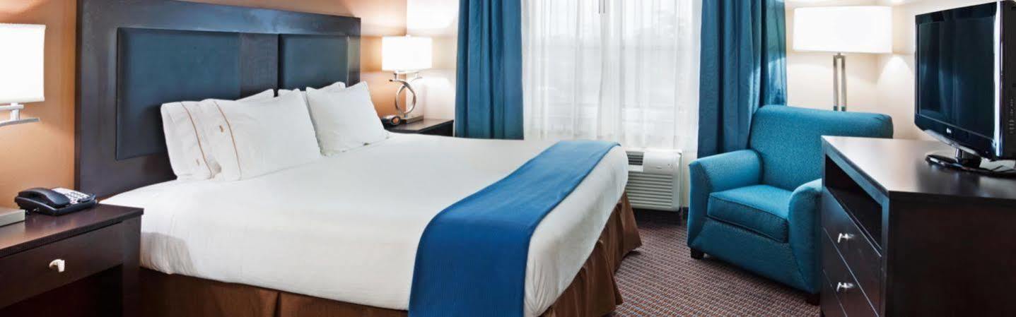Hotel Express & - Charleston By Ihg 2*